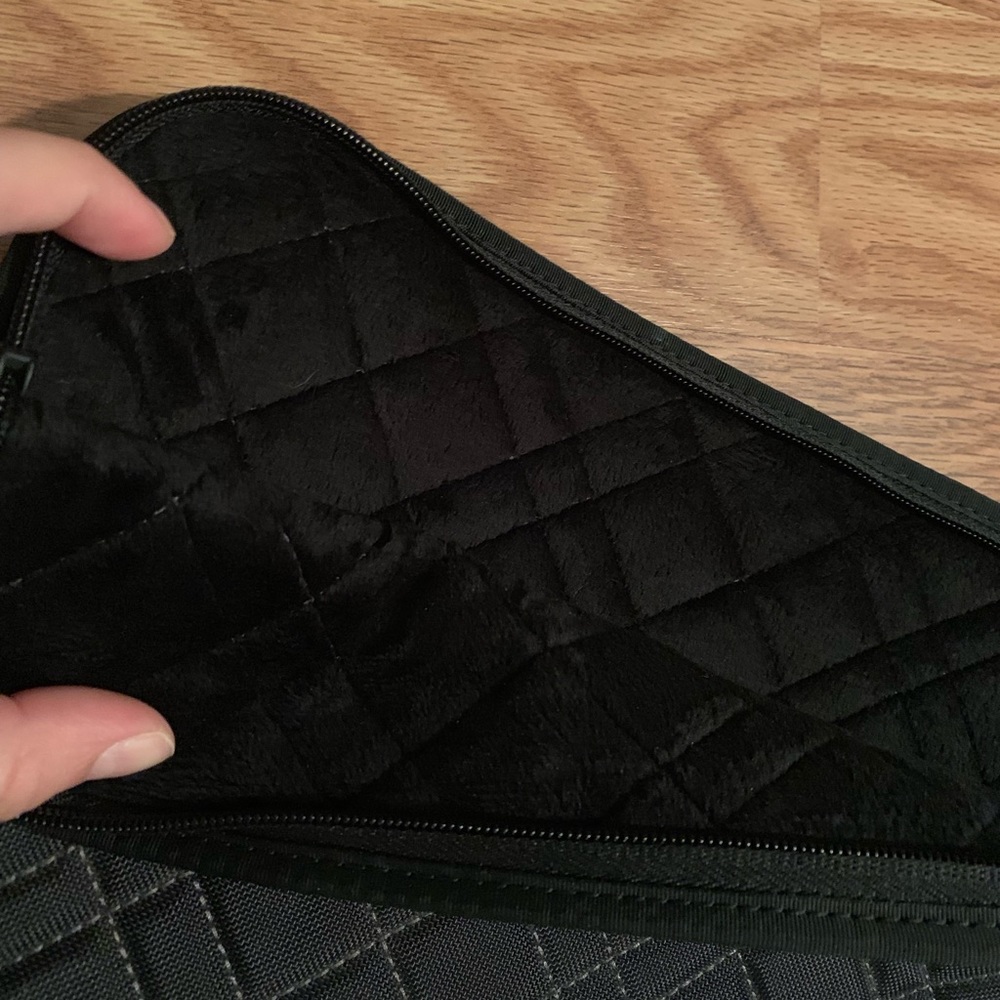 Laptop case - Picture 2 of 3